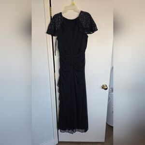 Betsy & Adam Black Ruched Maxi Dress